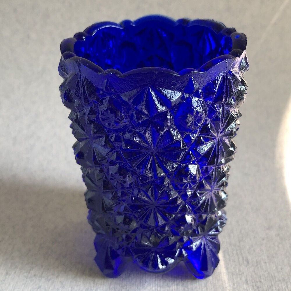 1 Vintage Fenton Cobalt Blue Daisy And Button Footed Votive Tea Light Holder